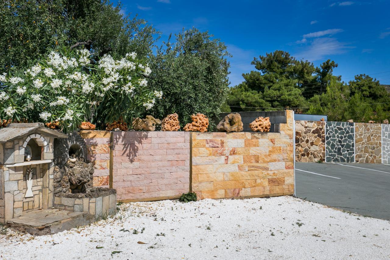 Villa Dimitris Potos Exteriér fotografie