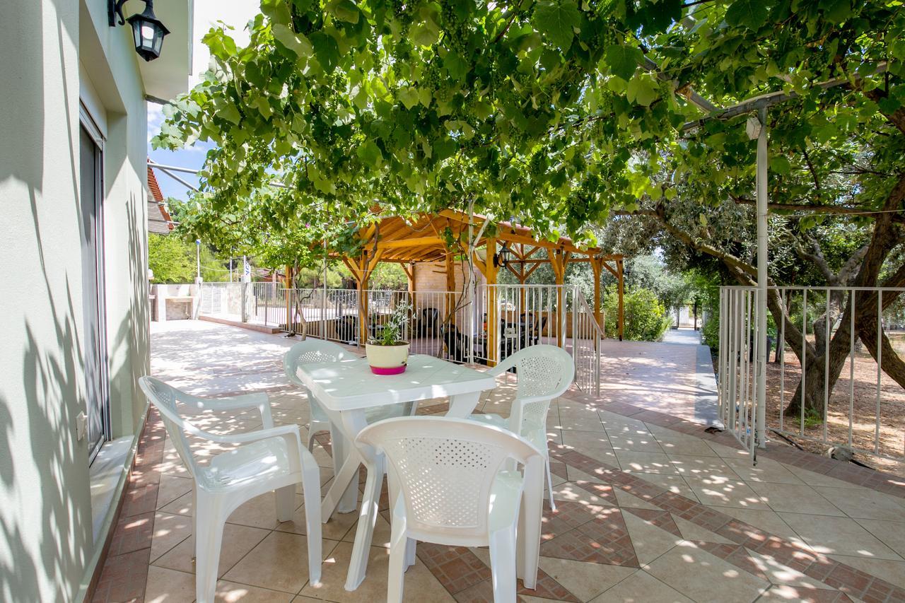 Villa Dimitris Potos Exteriér fotografie