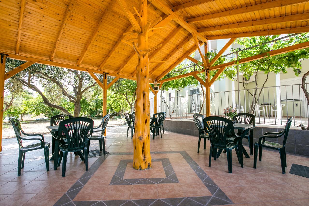 Villa Dimitris Potos Exteriér fotografie